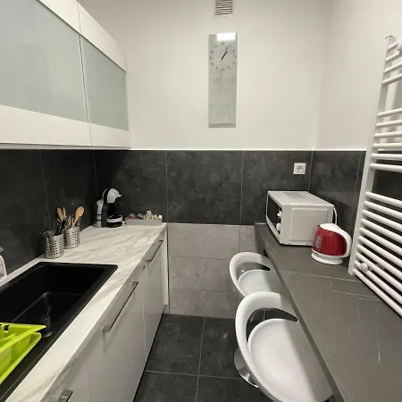 بيت ضيافة Brs22 3*
